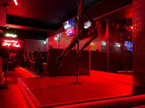 stripclub in der nähe|Stripper & Stripperin buchen ᐅ Mit Strip.de